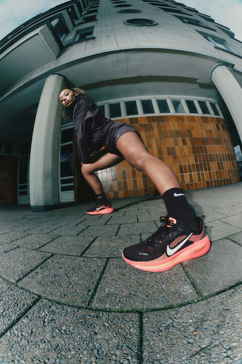 Nike 4
